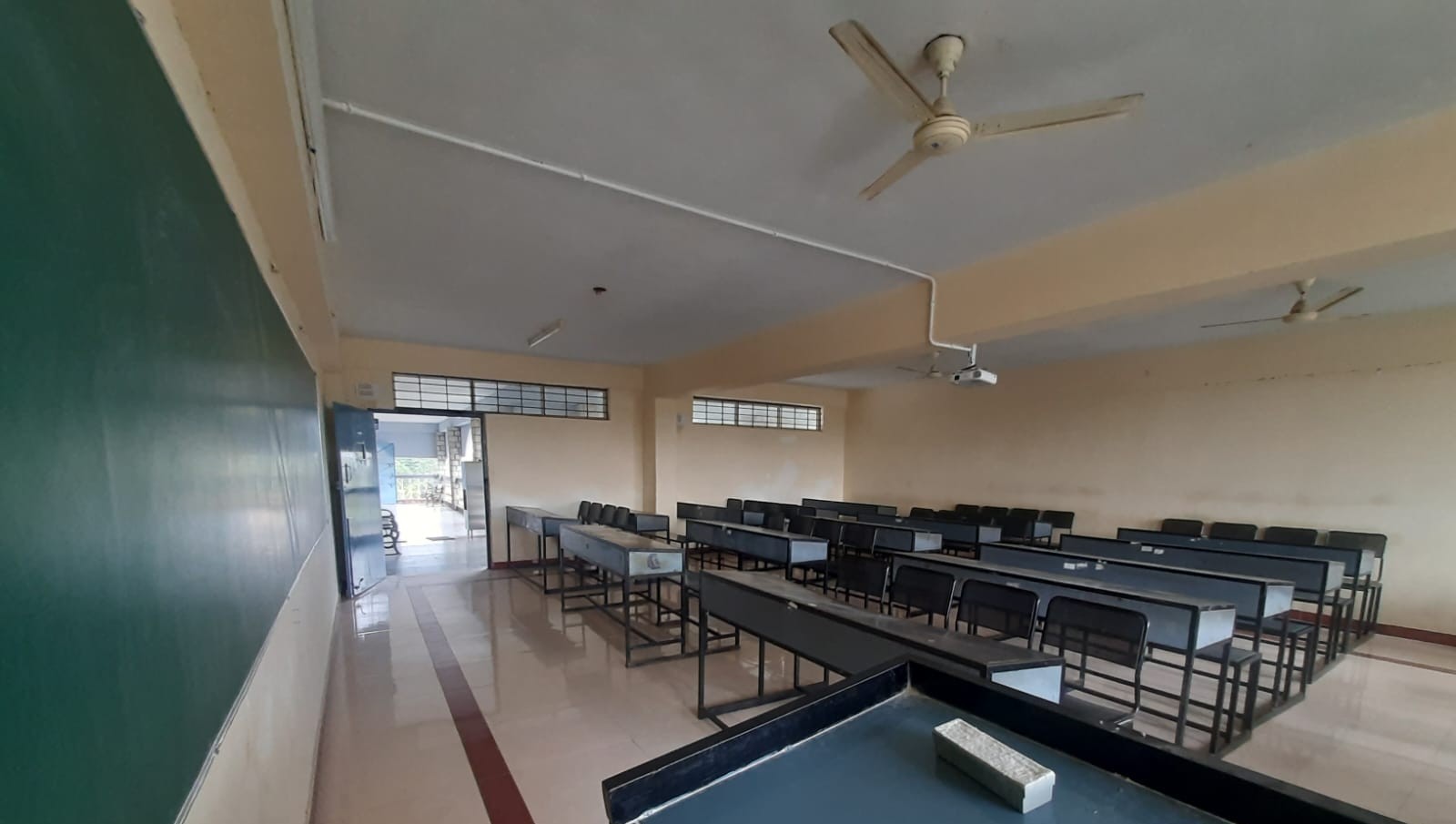 CLASSROOM.jpeg